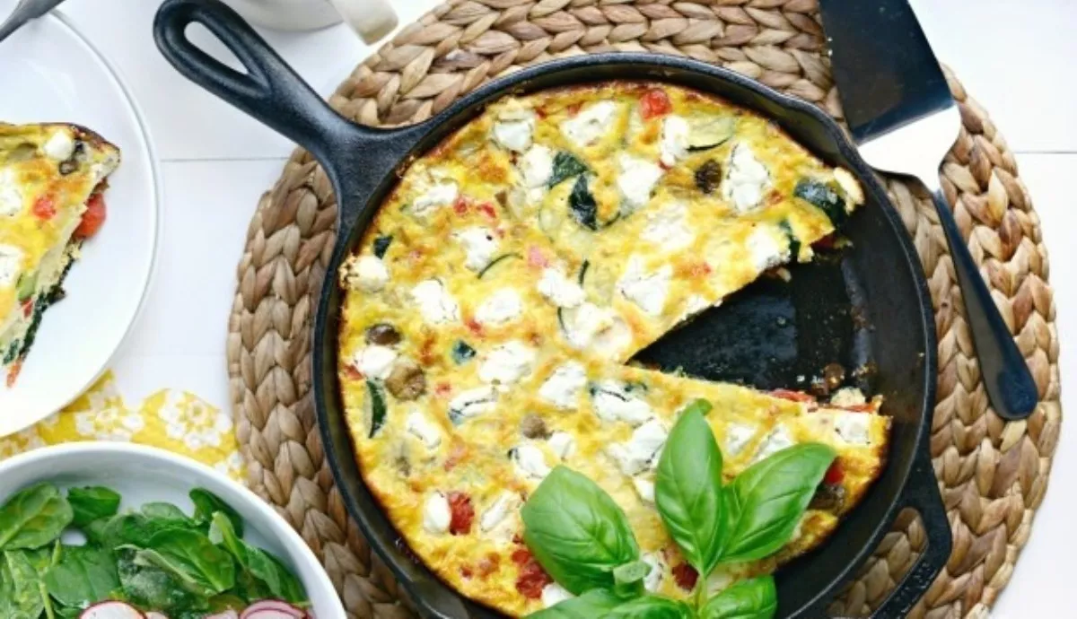 Frittata su daržovėmis ir sūriu