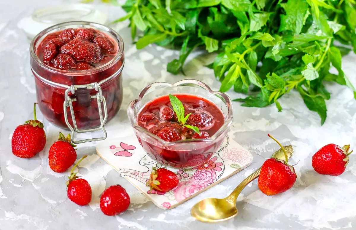 Klasikinė braškių uogienė
