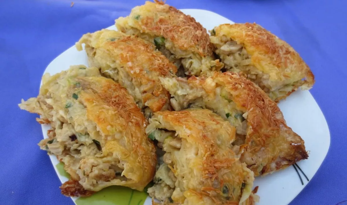 Lavašo suktinukas su kiaušiniu ir sūriu