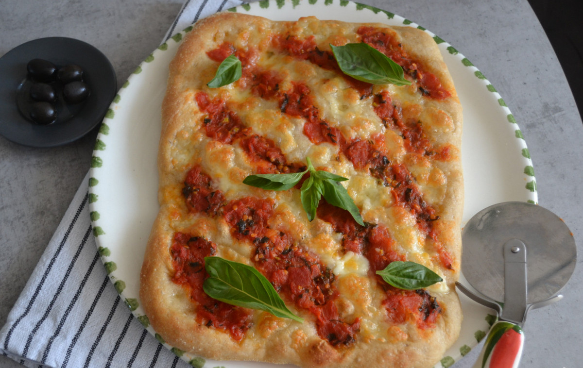 Pinsa - itališka romėniška pica su traškia plutele