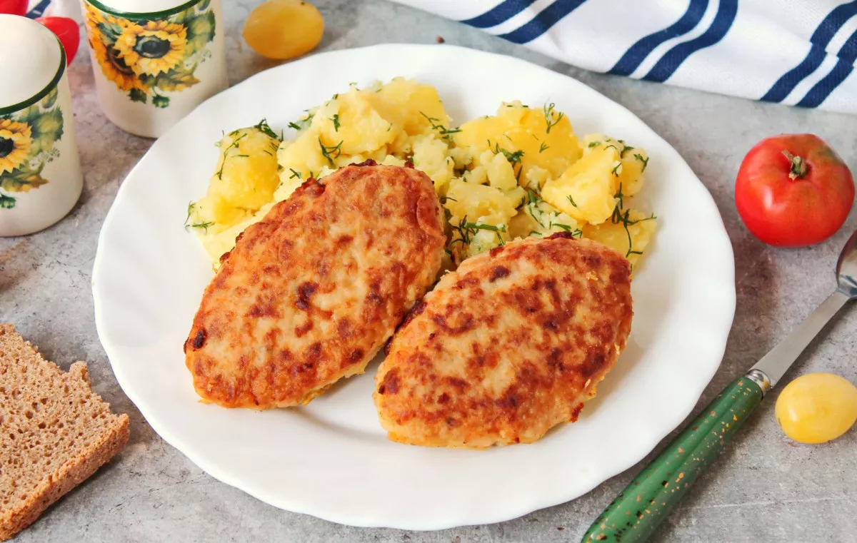 Žuvies kotletai su morkomis