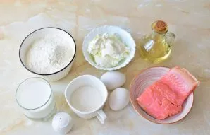 Paruoškite reikiamus ingredientus. Galite naudoti bet kokio riebumo pieną.