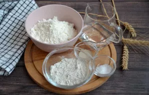 Paruoškite ingredientus.