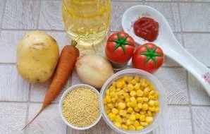 Paruoškite sriubos ingredientus.