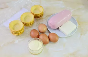 Prieš pradedant gaminti, paruoškite reikiamus ingredientus.