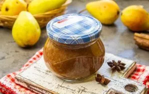 Aromatinga kriaušių tyrė paruošta! Laikykite ją tamsioje ir vėsioje vietoje.