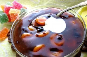 Paruošta! Įdėkite grietinės ir mėgaukitės! Skanaus!