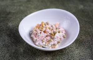 Išmaišykite visus ingredientus. Trečiasis tartaletių įdaras paruoštas.