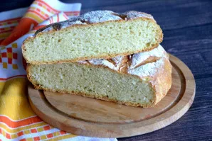 Atvėsusią duoną galima patiekti prie stalo, ji labai skani, puri, aromatinga, skanaus!