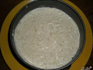 Toliau - svogūnų ir majonezo sluoksnis.