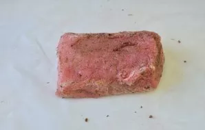 Tada kiaulieną aptepkite augaliniu aliejumi.