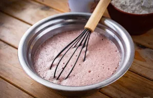 Palaukite kelias minutes. Ės labai matoma reakcija ir masė padidės maždaug 2 kartus.