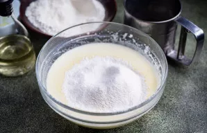 Persijokite miltus su soda.