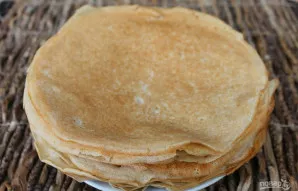 Taip iškepkite visus blynus.