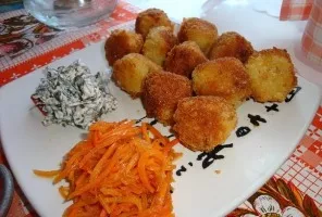 Bulvių kukuliai su sūriu