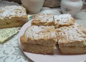 Citrininis trapios tešlos pyragas