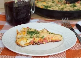Pica iš batono keptuvėje