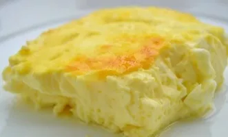 Purus omletas su pienu orkaitėje