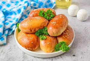 Purūs pyragėliai su daržovių įdaru