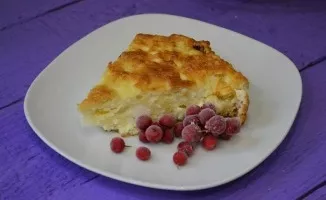 Purus varškės apkepas su obuoliais