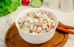 Salotos su aguonomis