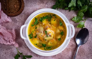 Sriuba su konservuota žuvimi